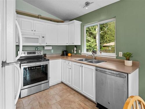 A-4018 Otter Point Rd, Sooke, BC - Indoor Photo Showing Kitchen With Double Sink