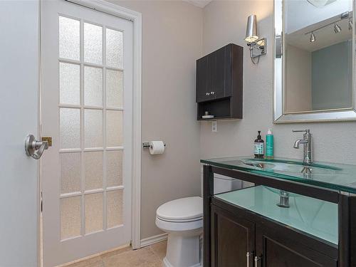 3340 Betula Pl, Colwood, BC - Indoor Photo Showing Bathroom