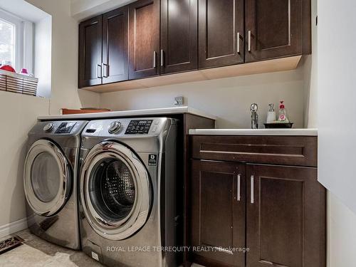21-3140 Fifth Line W, Mississauga, ON - Indoor Photo Showing Laundry Room