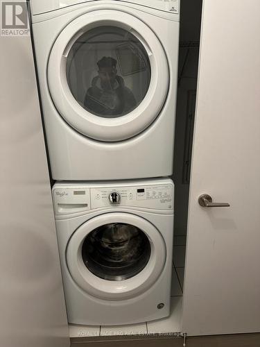 2309 - 20 Shore Breeze Drive, Toronto, ON - Indoor Photo Showing Laundry Room