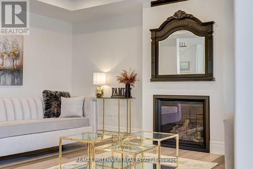 115 Villeneuve Dr, Prince Edward County, ON - Indoor With Fireplace