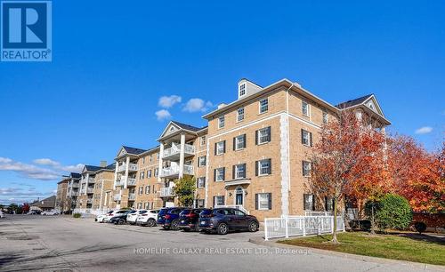 421 - 7428 Markham Road, Markham, ON - Outdoor With Facade