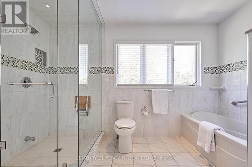854 Baylawn Drive, Pickering, ON - Indoor Photo Showing Bathroom