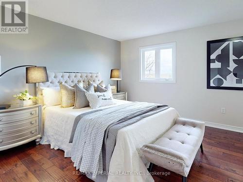 39 Bayswater Avenue, Richmond Hill, ON - Indoor Photo Showing Bedroom