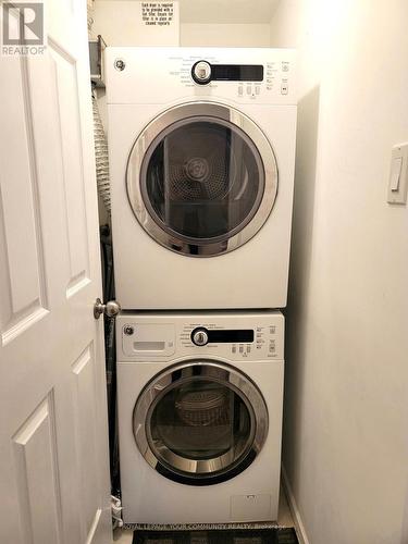 #1503 -44 Gerrard St W, Toronto, ON - Indoor Photo Showing Laundry Room