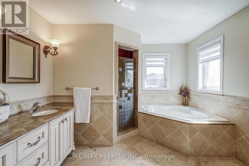 49 Guery Cres, Vaughan, ON - Indoor Photo Showing Bathroom