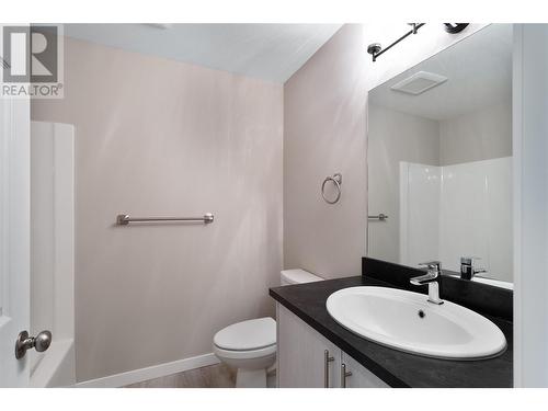 2872 Golf Course Drive, Blind Bay, BC - Indoor Photo Showing Bathroom