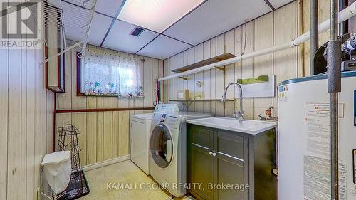 91 Fergus Ave, Richmond Hill, ON - Indoor Photo Showing Laundry Room