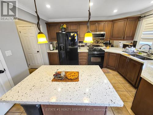 48 Sandy Beach Road, Brampton, ON - Indoor Photo Showing Kitchen With Double Sink