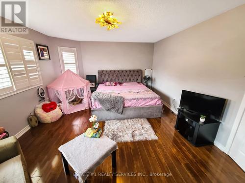 48 Sandy Beach Road, Brampton, ON - Indoor Photo Showing Bedroom