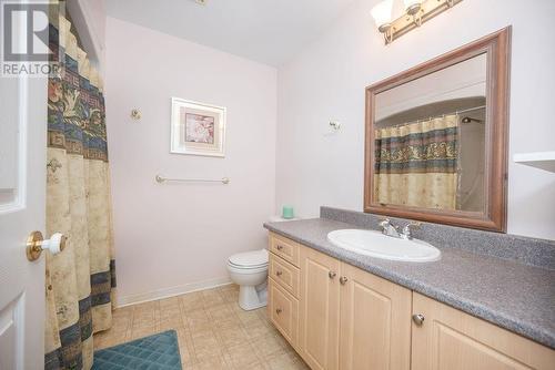 54 Bayshore Drive, Petawawa, ON - Indoor Photo Showing Bathroom