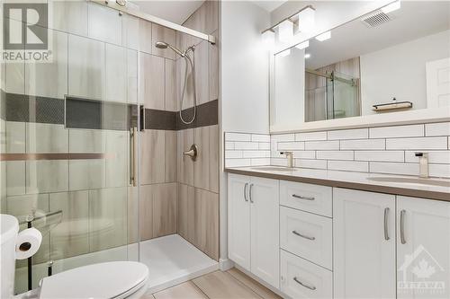 34 Fairview Crescent, Arnprior, ON - Indoor Photo Showing Bathroom
