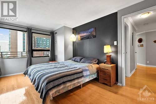 151 Bay Street Unit#204, Ottawa, ON - Indoor Photo Showing Bedroom