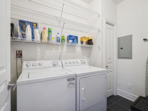 Salle de lavage - 33-1266 Rue Pauline-Julien, Montréal (Le Plateau-Mont-Royal), QC - Indoor Photo Showing Laundry Room