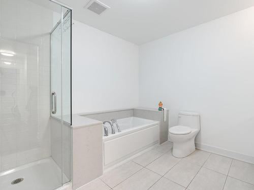 Salle de bains - 3-2057 Rue Lapierre, Montréal (Lasalle), QC - Indoor Photo Showing Bathroom
