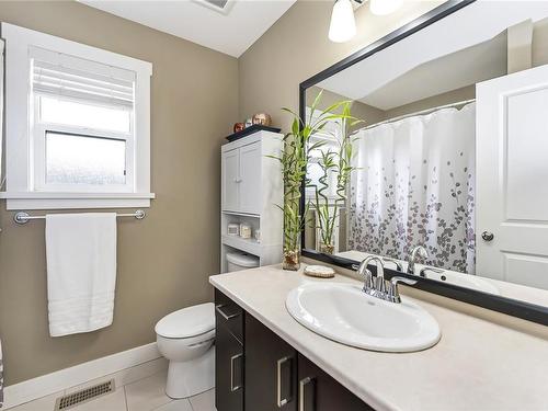 2978 Alouette Dr, Langford, BC - Indoor Photo Showing Bathroom