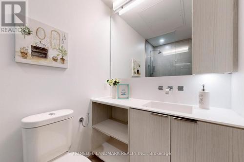 #3211 -16 Bonnycastle St, Toronto, ON - Indoor Photo Showing Bathroom