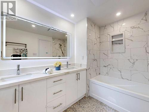 46 Kimberdale Cres N, Toronto, ON - Indoor Photo Showing Bathroom
