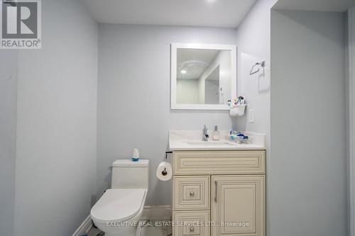 6 Fernbrook Cres, Brampton, ON - Indoor Photo Showing Bathroom