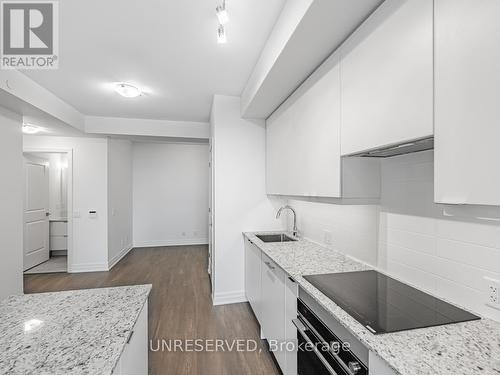 706 - 36 Elm Drive, Mississauga, ON - Indoor Photo Showing Kitchen