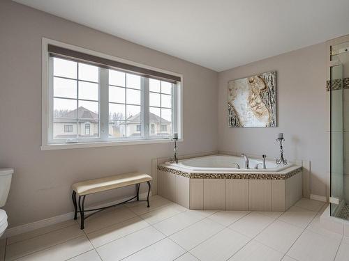 Salle de bains attenante Ã  la CCP - 4955 Rue Cherrier, Laval (Chomedey), QC - Indoor Photo Showing Bathroom