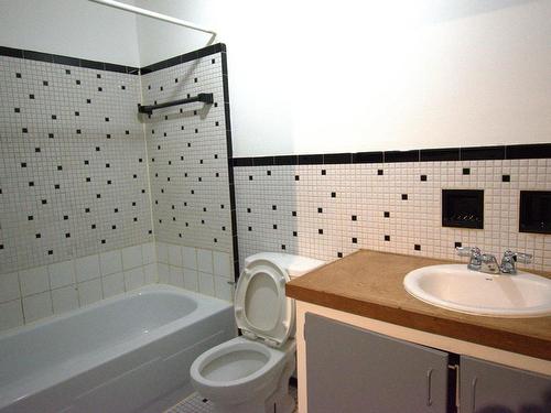 Salle de bains - 691  - 693 Rue St-Georges (St-Jerome), Saint-Jérôme, QC - Indoor Photo Showing Bathroom