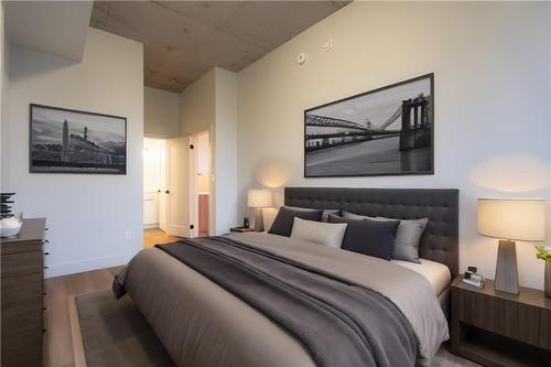 26 Augusta Street|Unit #209, Hamilton, ON - Indoor Photo Showing Bedroom