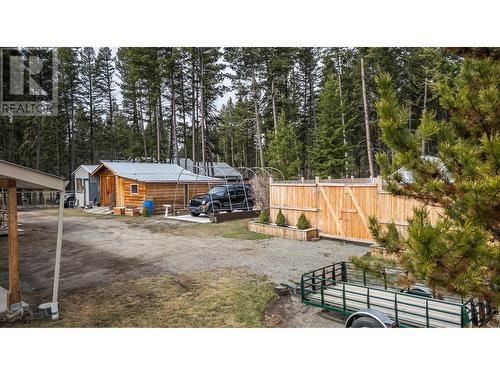 4896 Meesquono Trail, 108 Mile Ranch, BC - Outdoor