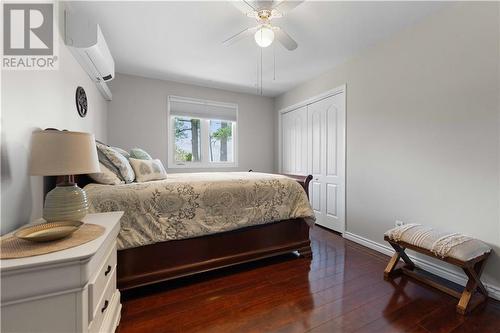 17 Harris Crescent, Beachburg, ON - Indoor Photo Showing Bedroom