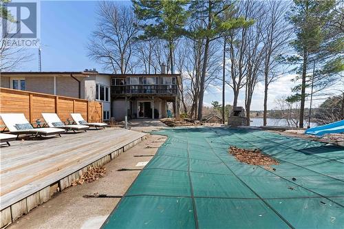 17 Harris Crescent, Beachburg, ON - Outdoor With In Ground Pool