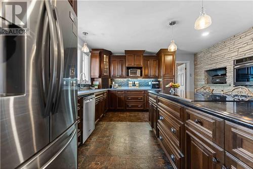 17 Harris Crescent, Beachburg, ON - Indoor Photo Showing Kitchen With Upgraded Kitchen