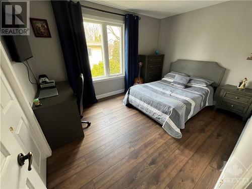 573 Lynwood Drive, Cornwall, ON - Indoor Photo Showing Bedroom