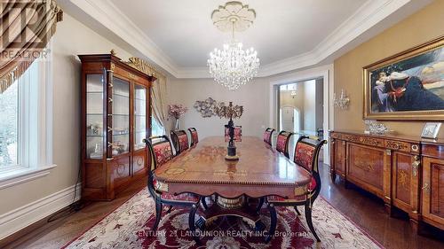 24 Glenbourne Park Drive, Markham, ON - Indoor Photo Showing Dining Room