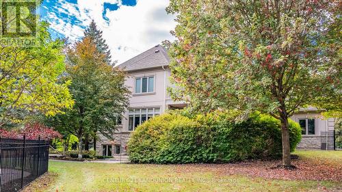 24 Glenbourne Park Dr, Markham, ON 