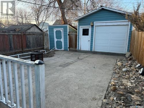 214 Athabasca Street W, Moose Jaw, SK - Outdoor