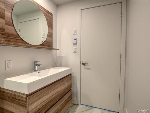 Salle de bains - 727-695 Boul. Perrot, L'Île-Perrot, QC - Indoor Photo Showing Bathroom