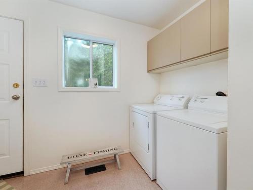 5776 East Sooke Rd, Sooke, BC - Indoor Photo Showing Laundry Room