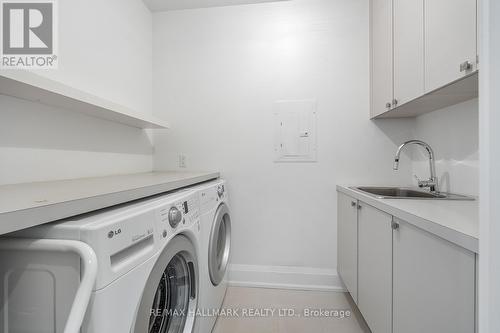 308 - 88 Davenport Road, Toronto, ON - Indoor Photo Showing Laundry Room