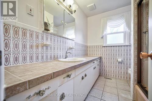 40 Page Avenue, Toronto, ON - Indoor Photo Showing Bathroom
