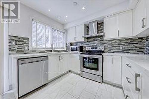 807 - 28 Rosebank Drive, Toronto, ON - Indoor Photo Showing Kitchen With Upgraded Kitchen