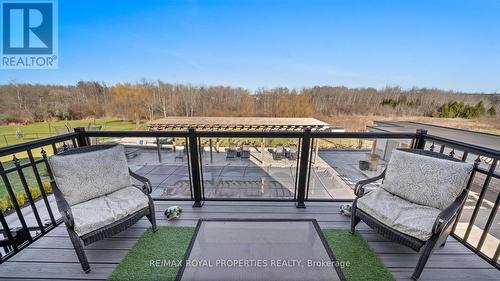 153 Pine Hill Road, Bradford West Gwillimbury, ON - Outdoor With View