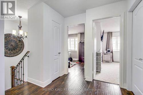 429 Simcoe Road, Bradford West Gwillimbury, ON - Indoor Photo Showing Other Room