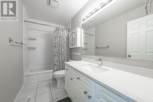 657 Bennett Blvd, Milton, ON - Indoor Photo Showing Bathroom