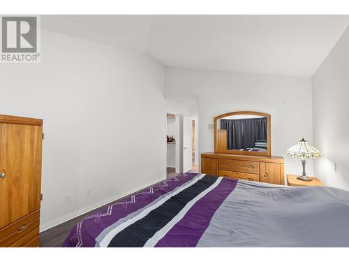 550 Yates Road Unit# 115, Kelowna, BC - Indoor Photo Showing Bedroom