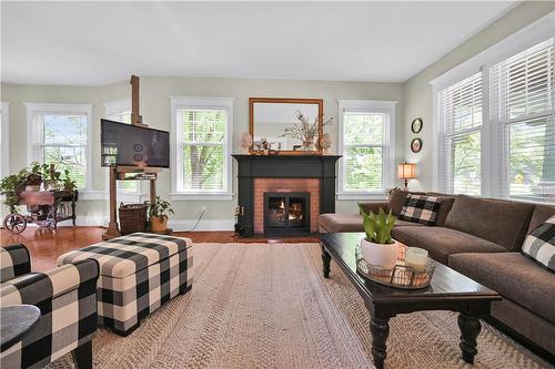 32 Inverness Avenue W, Hamilton, ON - Indoor Photo Showing Living Room With Fireplace