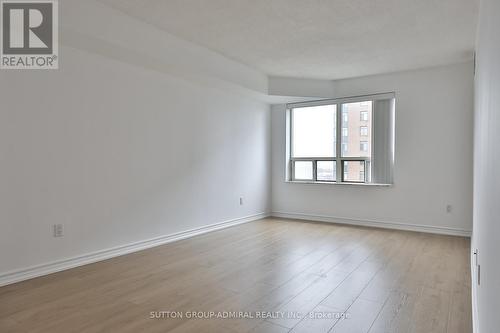 #711 -325 Webb Dr, Mississauga, ON - Indoor Photo Showing Other Room