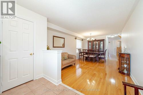 28 Slessor Lane, Brampton, ON - Indoor