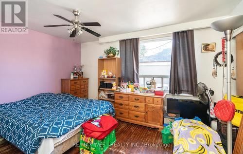 1 Bexley Crescent, Toronto (Rockcliffe-Smythe), ON - Indoor Photo Showing Bedroom