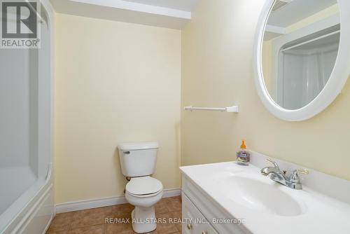 211 Waterbury Crescent, Scugog, ON - Indoor Photo Showing Bathroom