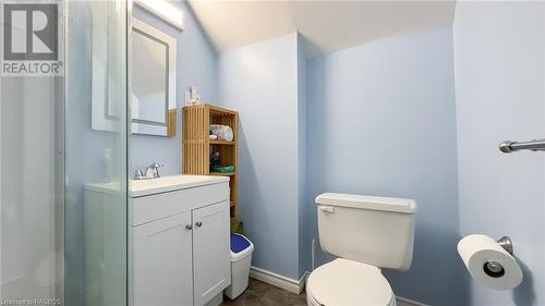 201 2Nd Avenue, Chesley, ON - Indoor Photo Showing Bathroom
